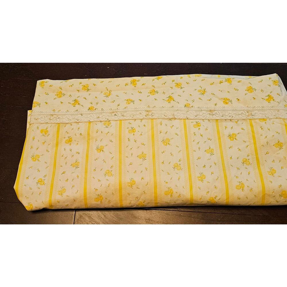 70s Vintage JCPenney Fashion Manor Yellow Floral Flat Sheet — Double Bed
